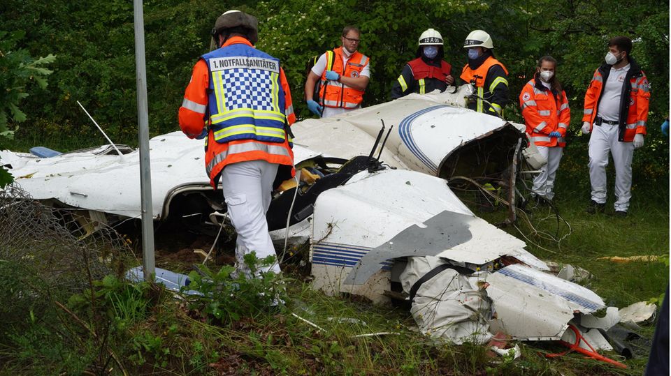 Nachrichten aus Deutschland – Mann verunglückt bei Flugzeugabsturz bei Reinsfeld Nachrichten aus Deutschland – Mann verunglückt bei Flugzeugabsturz bei Reinsfeld
