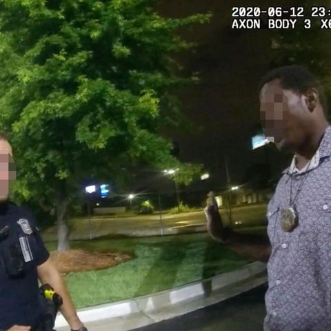 Der Polizeieinsatz startete entspannt, eskalierte jedoch wenig später. Der Polizist tötete Rayshard Brooks mit drei Schüssen.