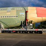 Das Heckteil des zuletzt gebauten Airbus A380 ist im Airbuswerk in Hamburg-Finkenwerder gebaut worden und wurde per Seeschiff zuerst nach Pauillac in der Garonne-Mündung gebracht und dort auf ein Binnenschiff bis Langon umgeladen.