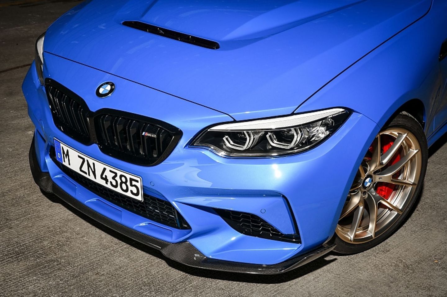 Die Carbonmotorhaube samt Hutze vermuten wir auch beim neuen M4