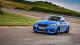 Der BMW M2 CS will vom Fahrer dirigiert werden