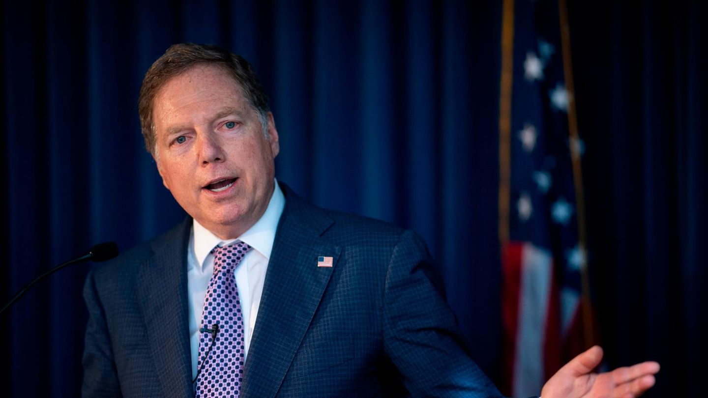 Geoffrey Berman