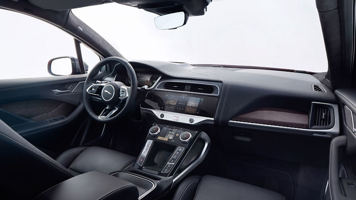 Auch das Infotainment haben die Techniker aufgewertet