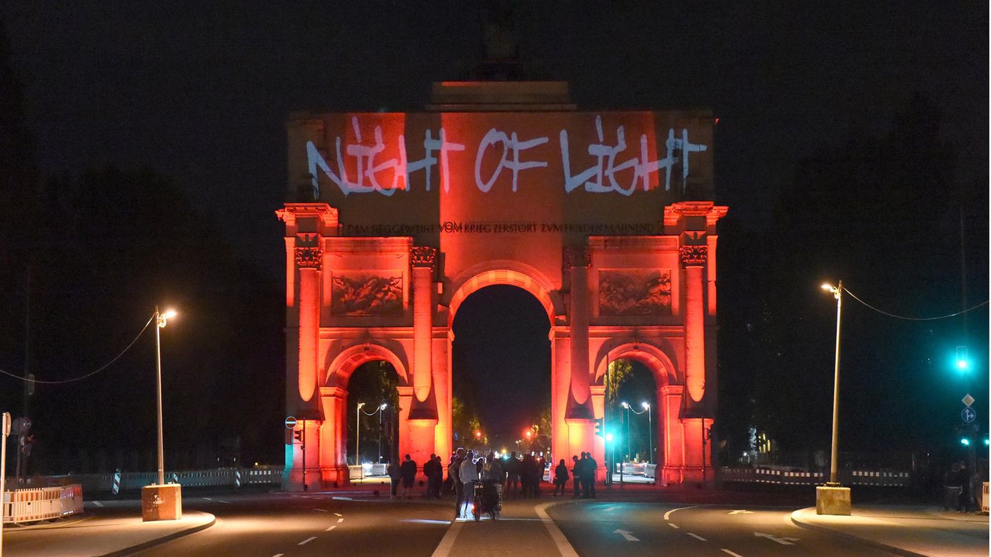 Bayern, München: Siegestor