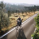 Paolo Woods mit seinen Kindern auf dem Fahrrad
