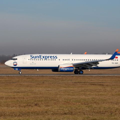 Die Sun Express Deutschland wurde im Juni 2011 als Tochtergesellschaft der SunExpress mit Standort Frankfurt am Main gegründet