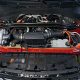 Der V6-Biturbo-Benziner leistet 267 kW / 363 PS