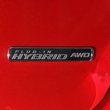 Die rein elektrische Norm-Reichweite beträgt 42 Kilometer