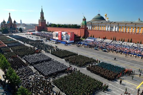 Moskau: Parade-Formationen stehen auf dem Roten Platz
