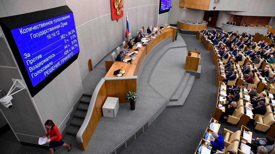 Abgeordnete der Staatsduma stimmen über den Antrag zur größten Verfassungsänderung in der Geschichte Russlands ab