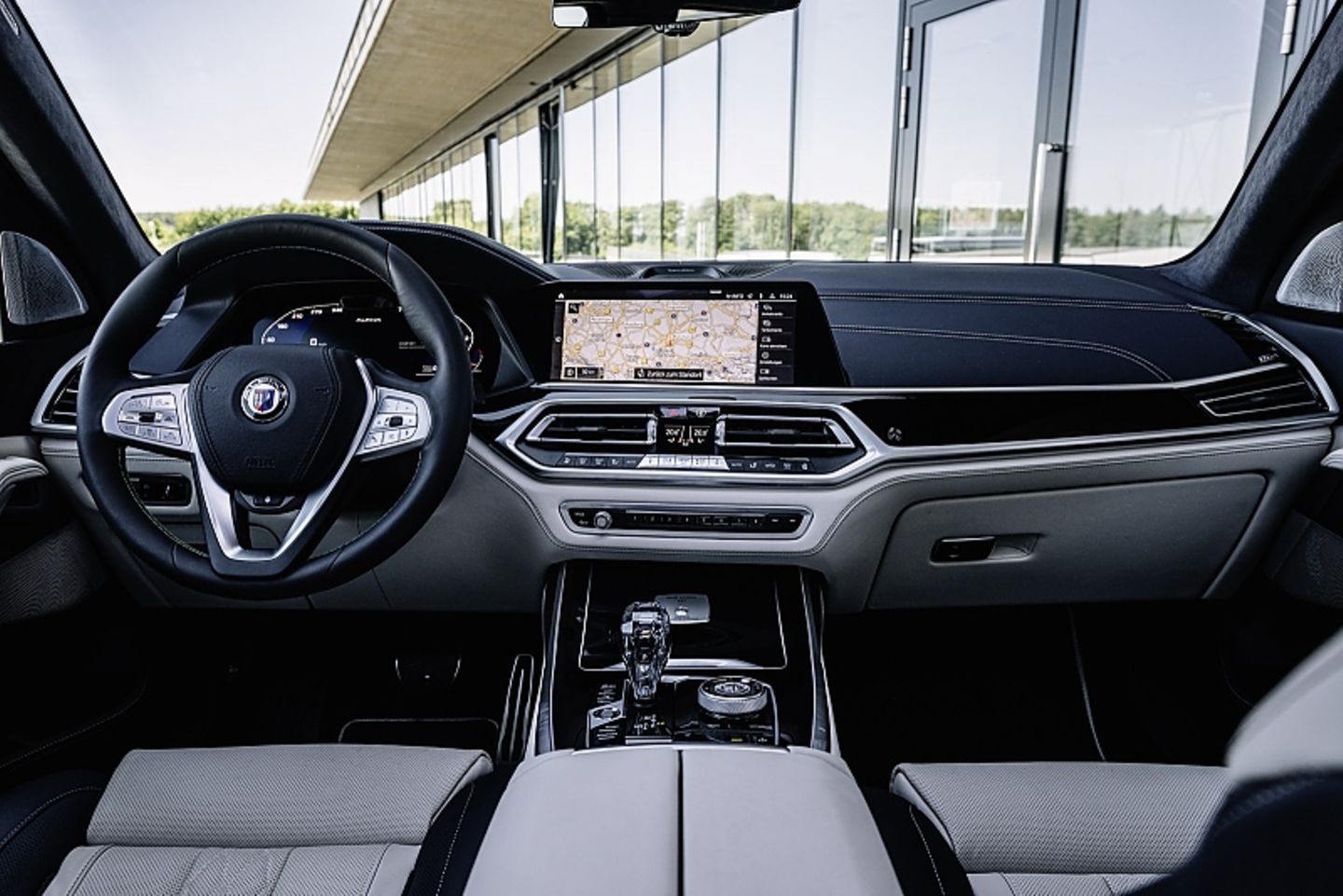 BMW Alpina XB7