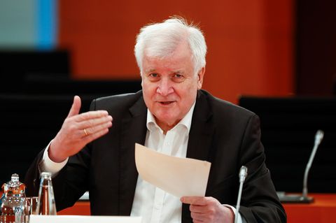 Unterm Strich: Wie sich Horst Seehofer vergaloppiert und Stuttgart zur Hauptstadt der Wutbürger wird