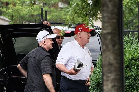 Trump kehrt vom Golfen zurück