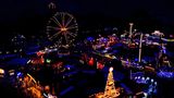 … und auf dem Gelände der neuen Kirmes glitzern dann mehr als 100.000 LEDs um die Wette