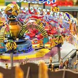 Innerhalb von knapp 20 Jahren hat sich die Technik rasant weiterentwickelt. Daher musste eine noch größere und spektakulärere Kirmes her.