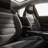 Das "Advanced Comfort" Paket besteht aus besseren Sitzen, einer steiferen Karosserie und dem ölgelagerten Federungskonzept