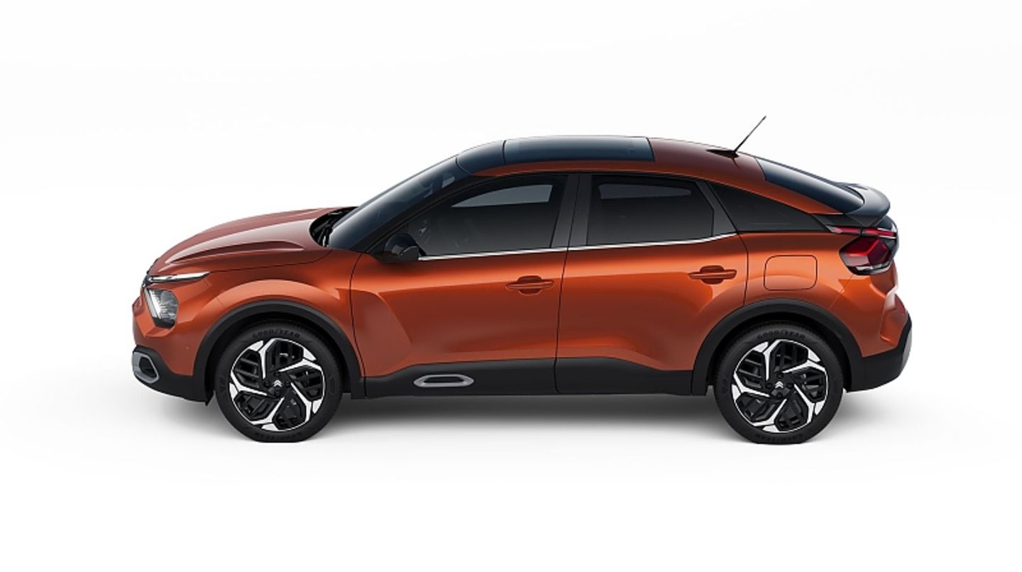 Der Citroën C4 hat 16 Ablagen, in die 39 Liter passen