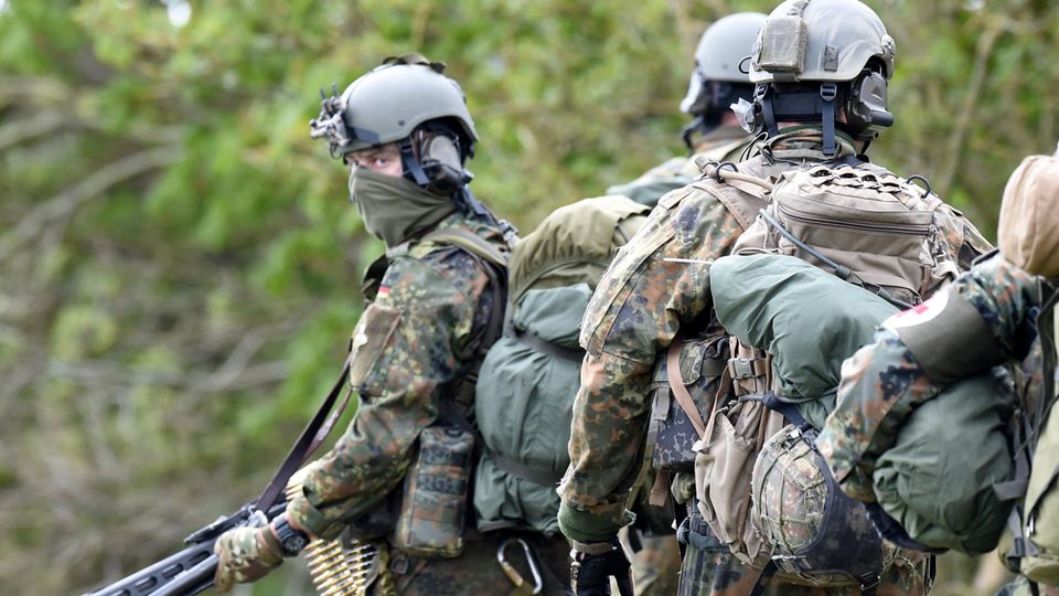Kommando Spezialkräfte (KSK) Fallschirmjäger des Kommando Spezialkräfte (KSK)