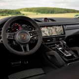 Das Cockpit entspricht dem der anderen Cayenne-Modelle
