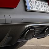 Die mittig gelagerte Auspfuffanlage gibt es nur für das Porsche Cayenne GTS Coupé