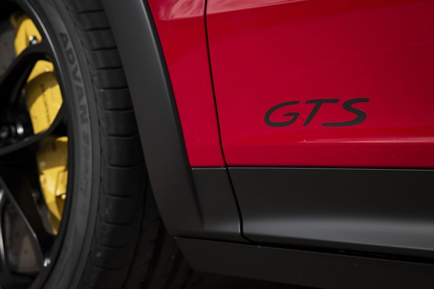 Das Porsche Cayenne GTS Coupé hat 338 / 460 PS