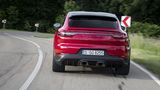 Die Porsche Ingenieure freuen sich auf den Cayenne GTS