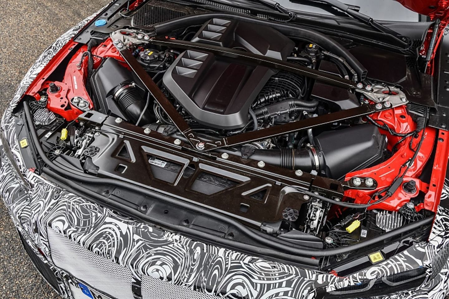 Der V6-Biturbo ist in zwei Leistungsstufen erhältlich: 580 PS und 610 PS
