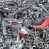 Das Heck lässt sich nur erahnen