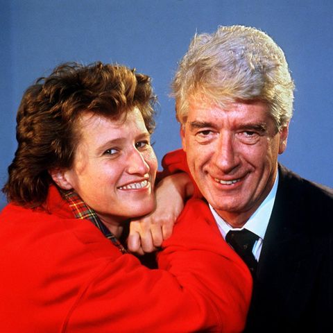 Der niederlŠndische Showmaster Rudi Carrell und seine Tochter Annemieke Kesselaar, aufgenommen im November 1987. [ Rechtehinweis: (c) dpa - Bildarchi