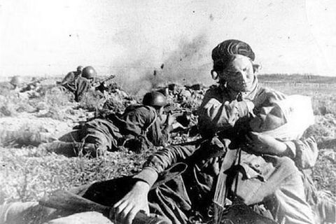 Die Rote Armee erlitt bei Rschew enorme Verluste,  konnte aber keinen entscheidenden Sieg erringen.