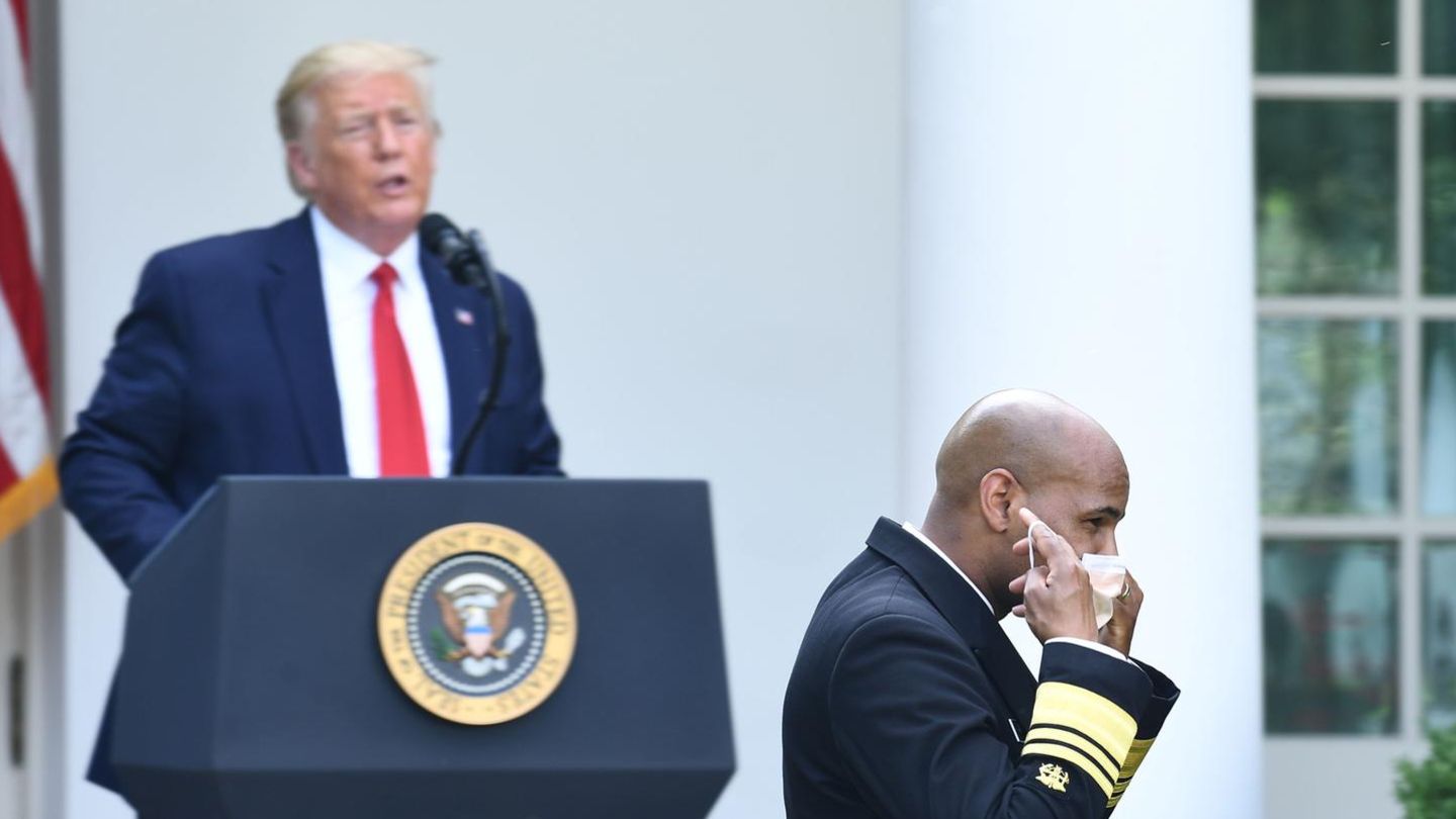 Donald Trump ohne Maske