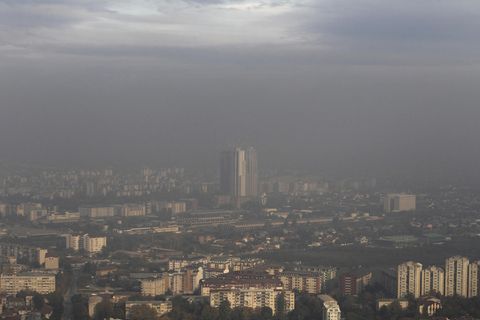 Skopje versinkt im Smog