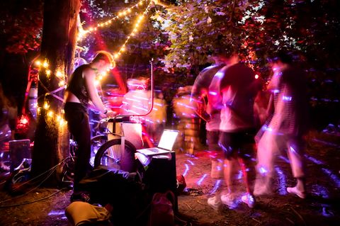 Feiern im Park trotz Corona