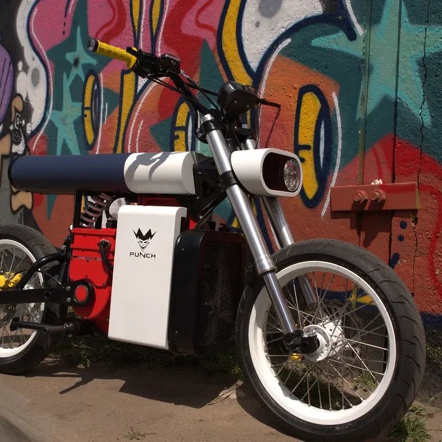 Ein echter Design-Kracher: Dieses Elektro-Motorrad leistet 220 PS