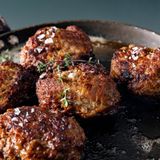 Frikadellen in der Pfanne