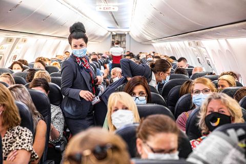 In einem vollbesetzten Flieger ist die Ansteckungsgefahr sehr hoch