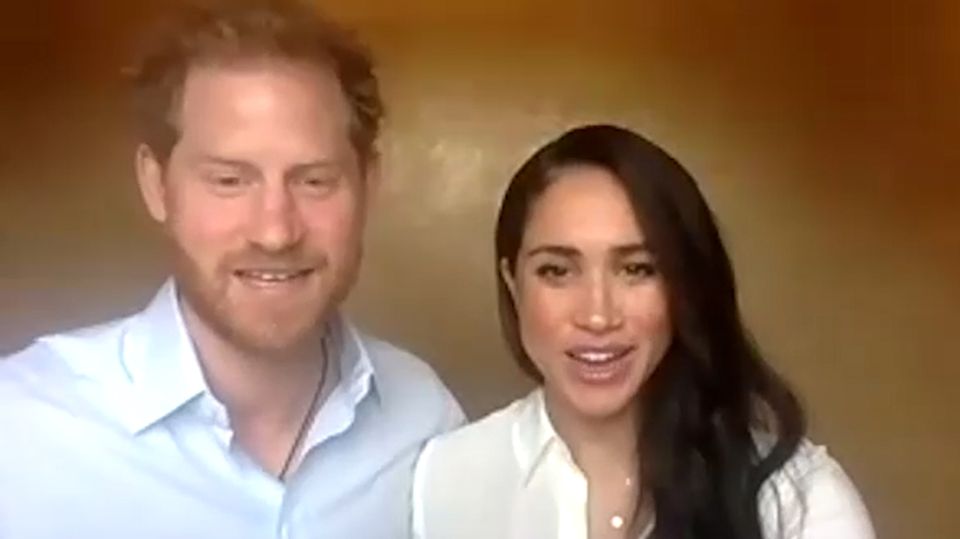 Statement im Videocall: Harry und Meghan über die britische Kolonialzeit: "Müssen die Vergangenheit aufarbeiten" Statement im Videocall: Harry und Meghan über die britische Kolonialzeit: "Müssen die Vergangenheit aufarbeiten"