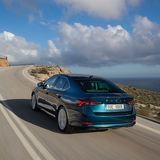 Das Fahrwerk kommt mit dem 1.5 Tonnen schweren Octavia gut zurecht