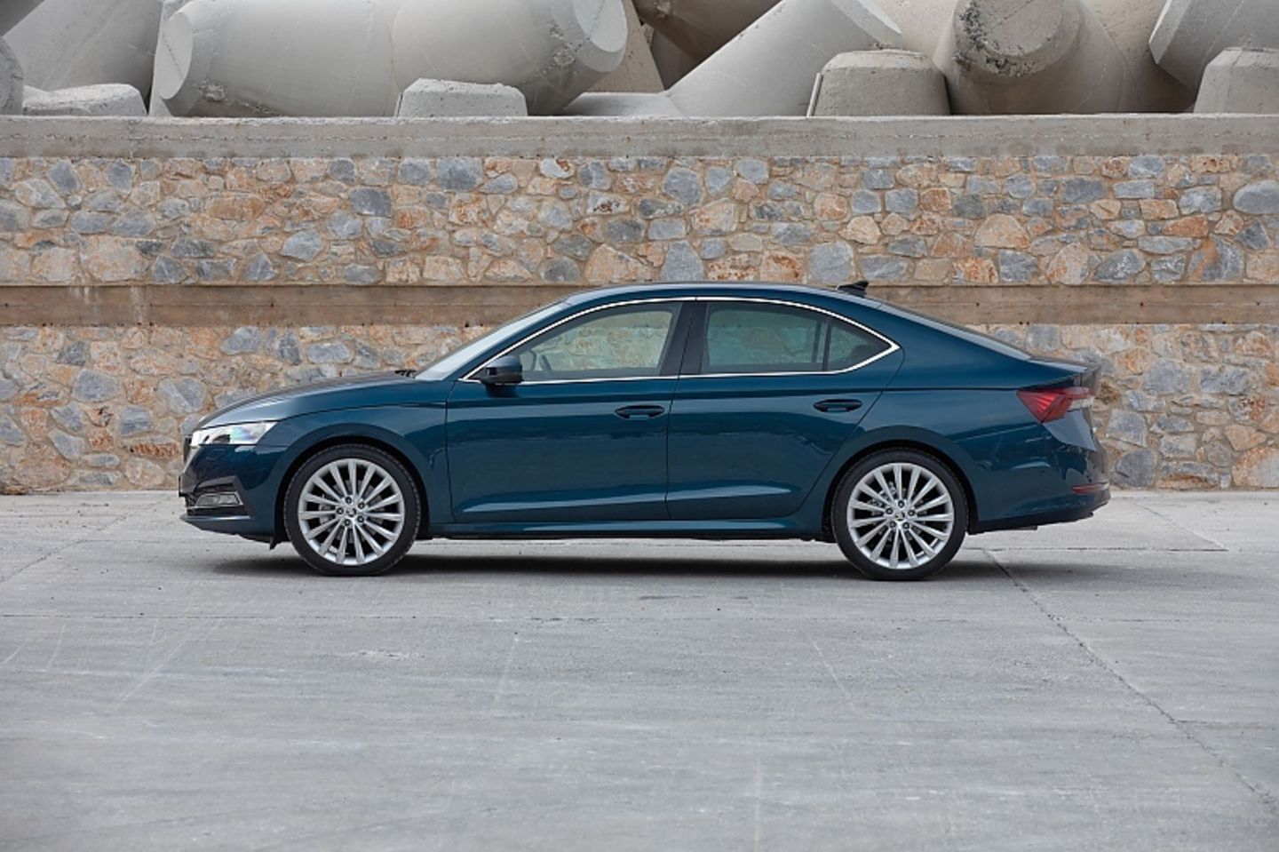 Die Skoda Octavia Limousine ist 4,69 Meter lang