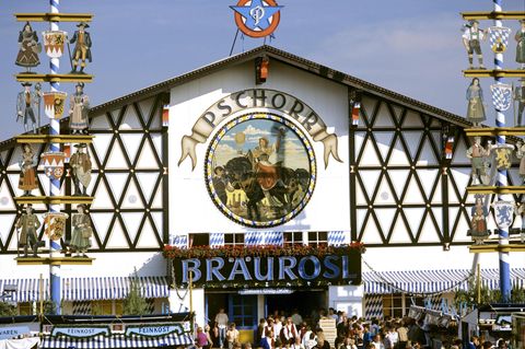 Blick auf das "Bräurosl"-Festzelt auf dem Münchner Oktoberfest