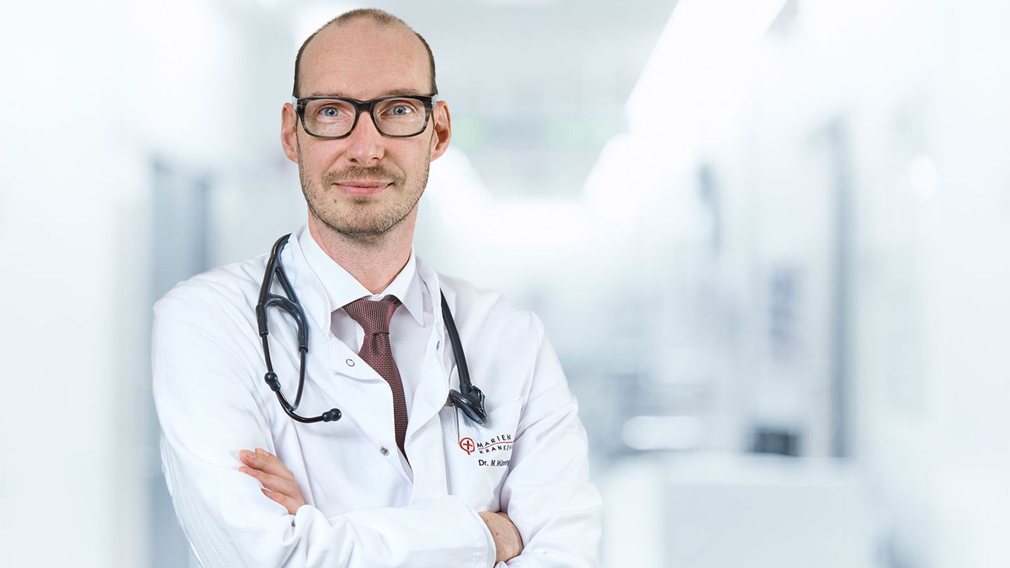 Chefarzt Michael Wünning richtet sich mit einem Appell an die Politik.