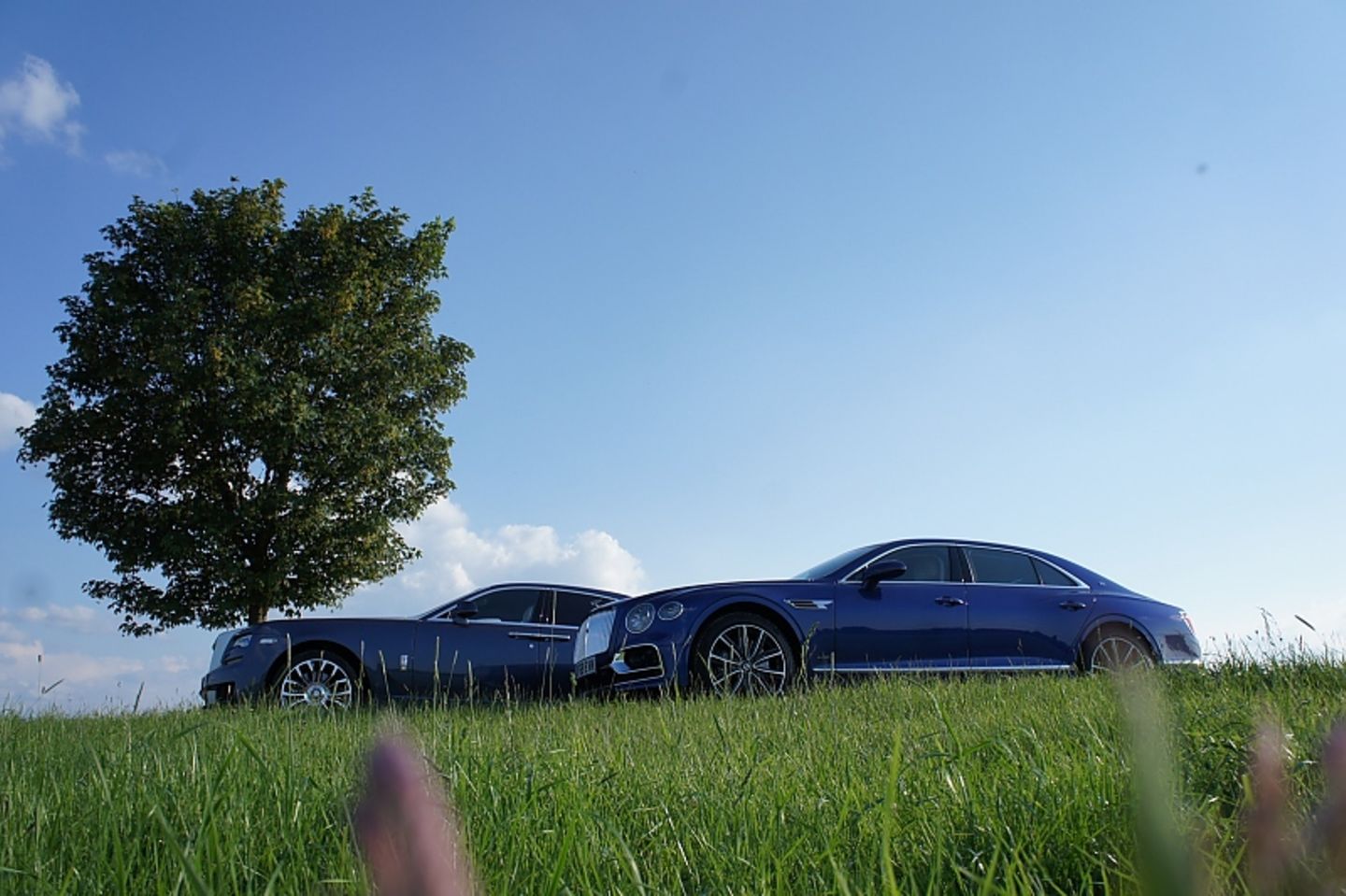 Rolls Royce Ghost - Bentley Flying Spur