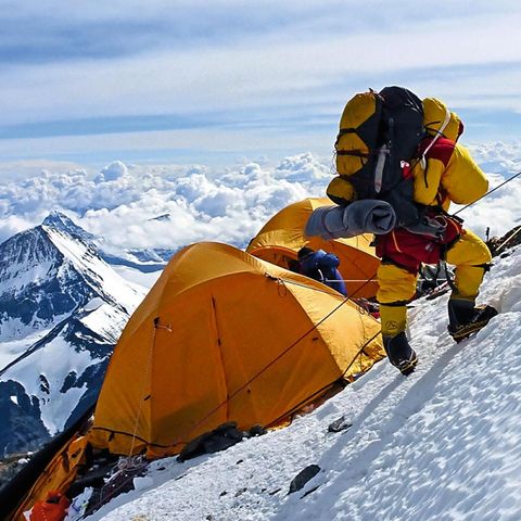 Abmarsch vom Everest Hochlager II auf 7.800m