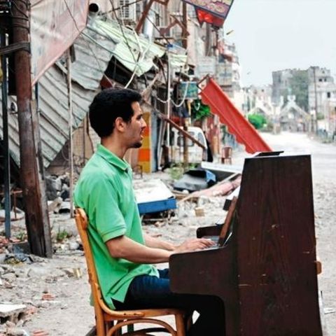 Aeham Ahmad, syrischer Pianist in seiner zerbombten Heimat