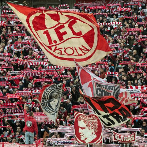 Volle Tribüne beim 1.FC Köln - die DFL hat einen Leitfaden für die Fan-Rückkehr vorgelegt