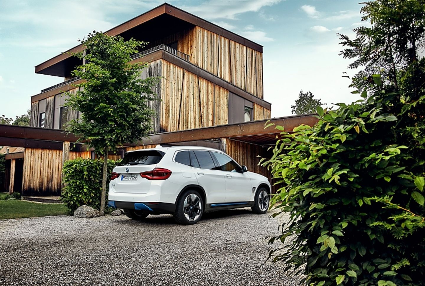 BMW iX3 2021