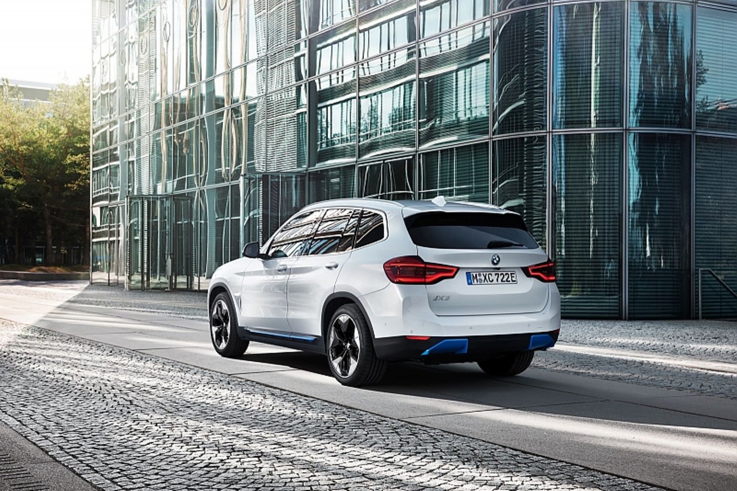 BMW iX3 2021