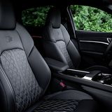 Die Sitze sind kurven- und langstreckentauglich