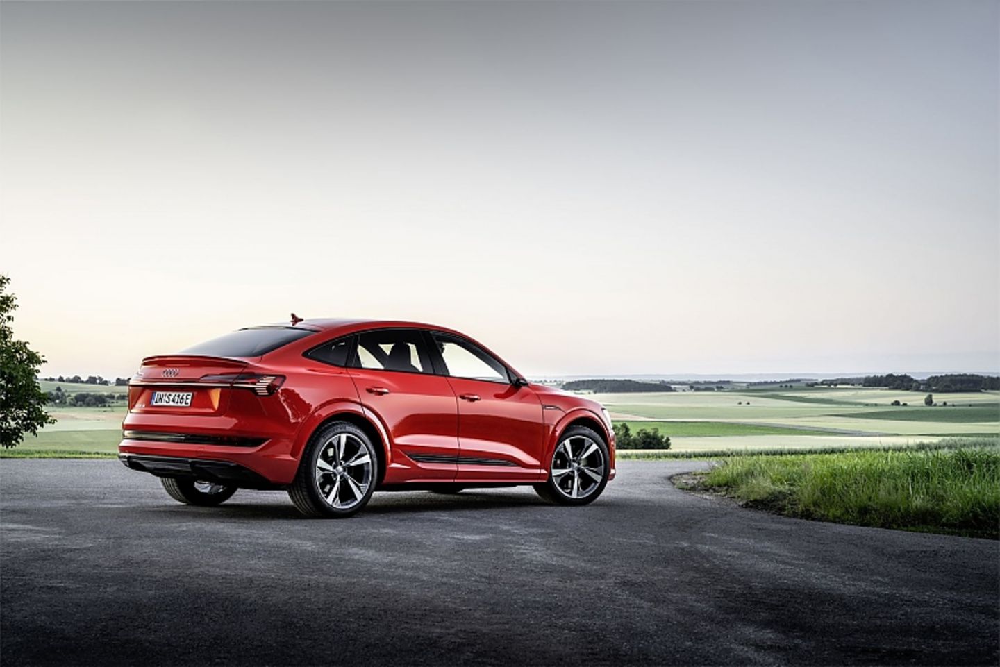 Der Audi e-tron S Sportback wiegt immerhin 2.620 Kilogramm