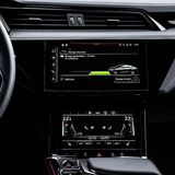 Die Anzeigen sind gestochen scharf